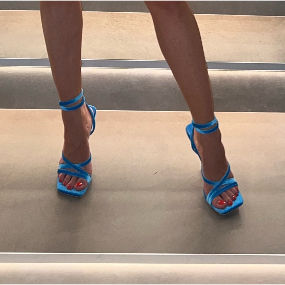Blue velvet strappy heel
